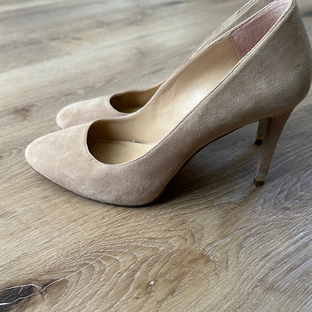 Michael Kors Beige Suede Heels